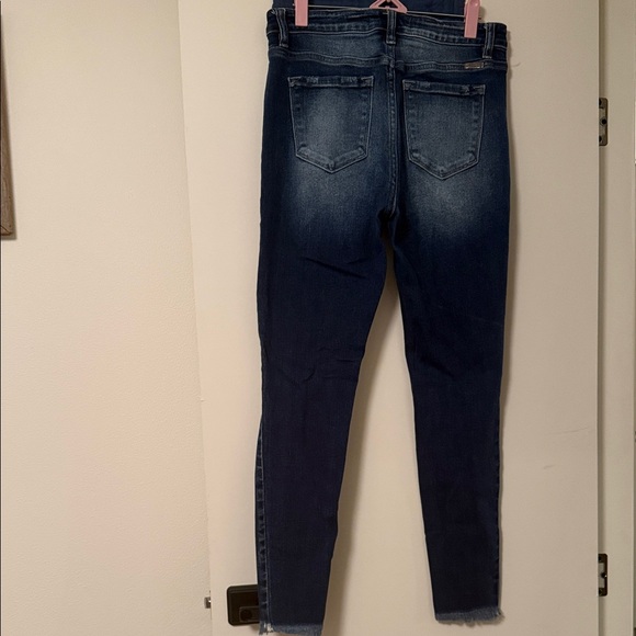 Trendy Distressed Skinny Jeans in Blue - Picture 3 of 3
